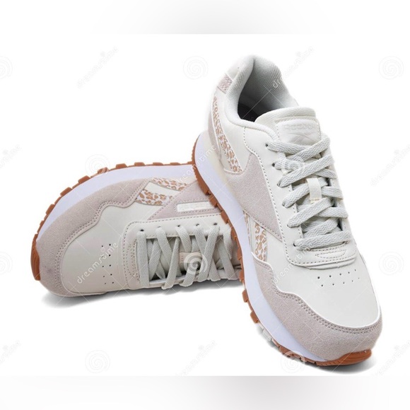 Reebok Shoes - Reebok Women's White and Tan Sneakers SZ 7.5 Classic sneakers leopard print